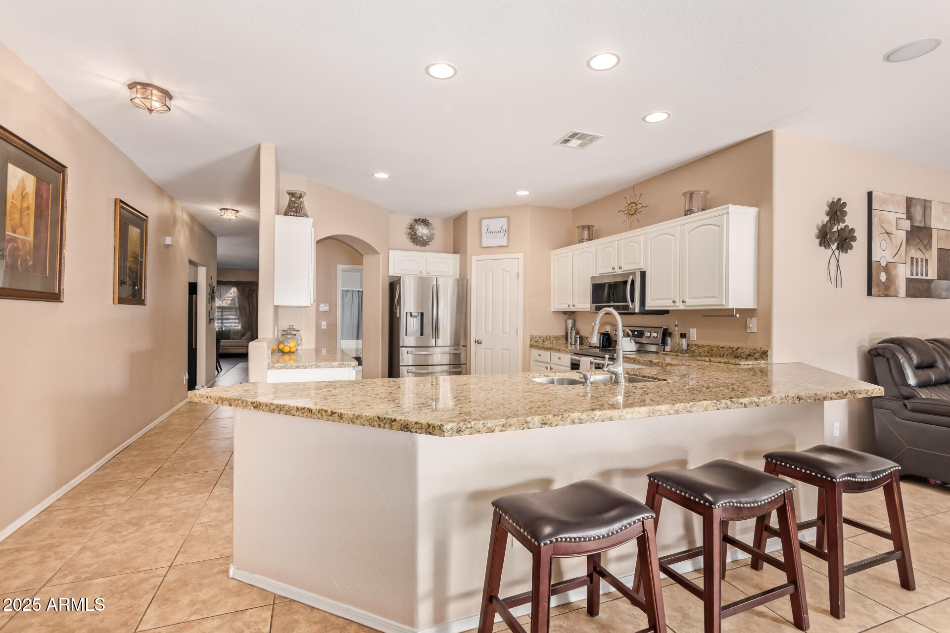 15839 West Calavar Road Surprise, AZ 85379 - Photo 16 of 38 17 - Calavar