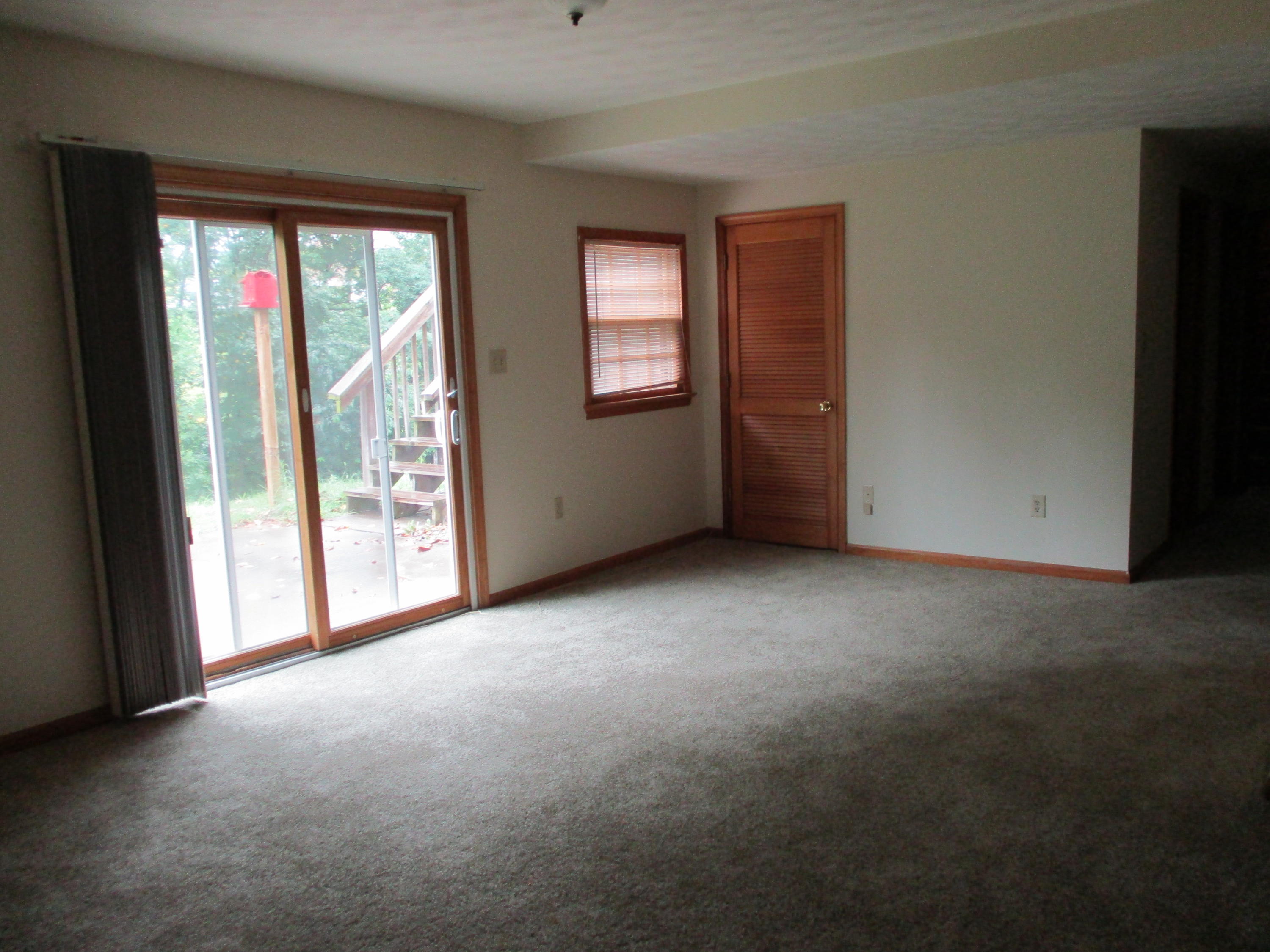 118 Old Brook Road Vinton, VA 24179 - Photo 12 of 15 family room 2