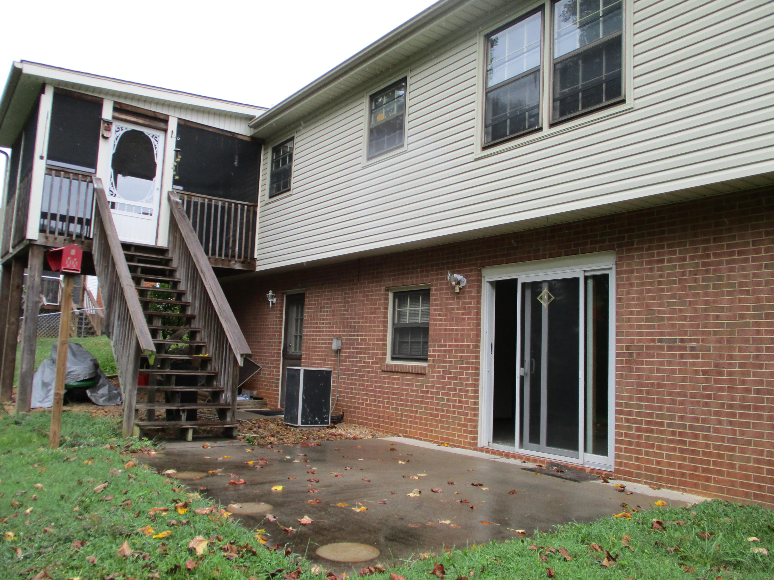 118 Old Brook Road Vinton, VA 24179 - Photo 14 of 15 Back