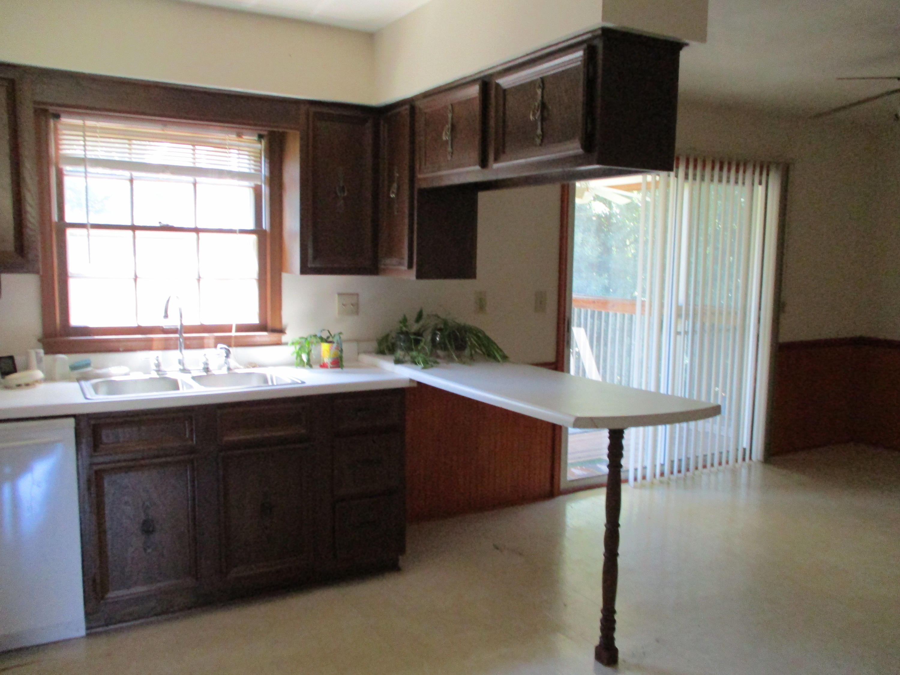 118 Old Brook Road Vinton, VA 24179 - Photo 4 of 15 Eat-in Kitchen