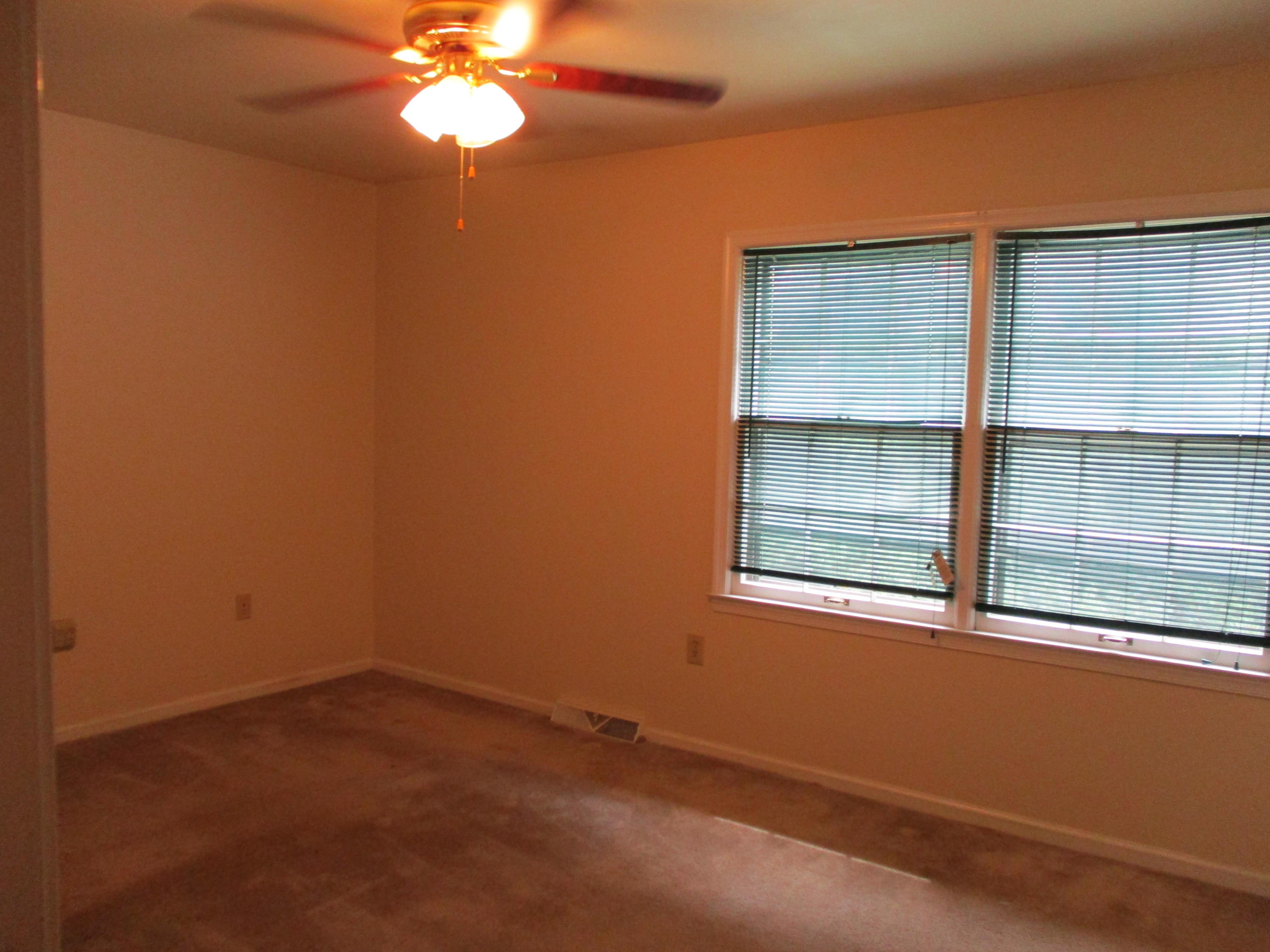 118 Old Brook Road Vinton, VA 24179 - Photo 9 of 15 Master Bedroom