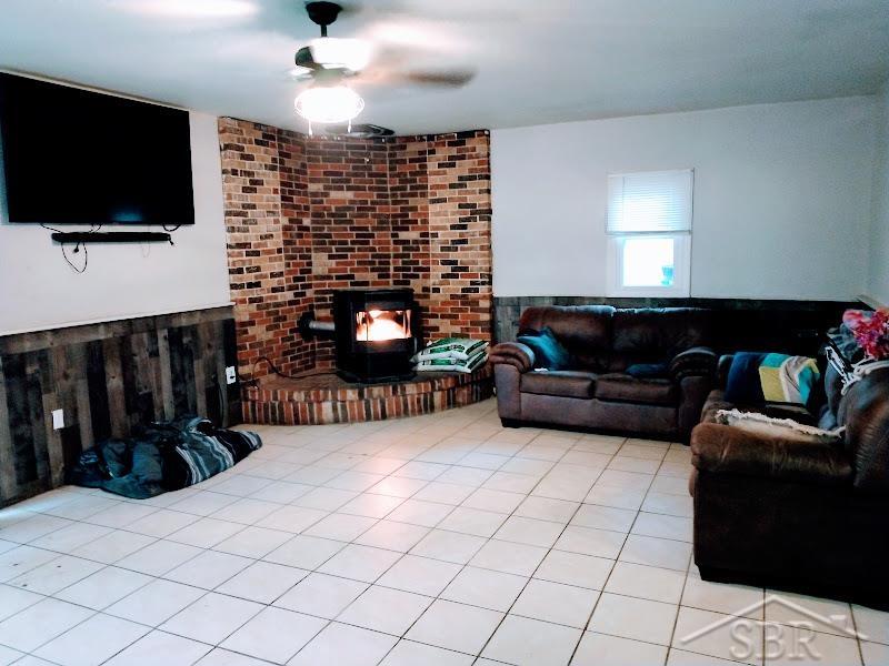 3688 Garfield Road Auburn, MI 48611 - Photo 4 of 18 50093660-3.JPG