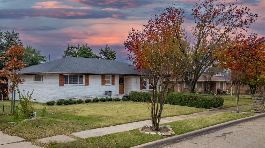 3422 Tangle Terrace Dallas, TX 75233 - Photo 3 of 25