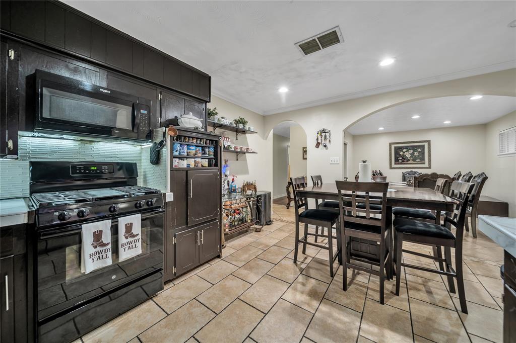 3422 Tangle Terrace Dallas, TX 75233 - Photo 10 of 25