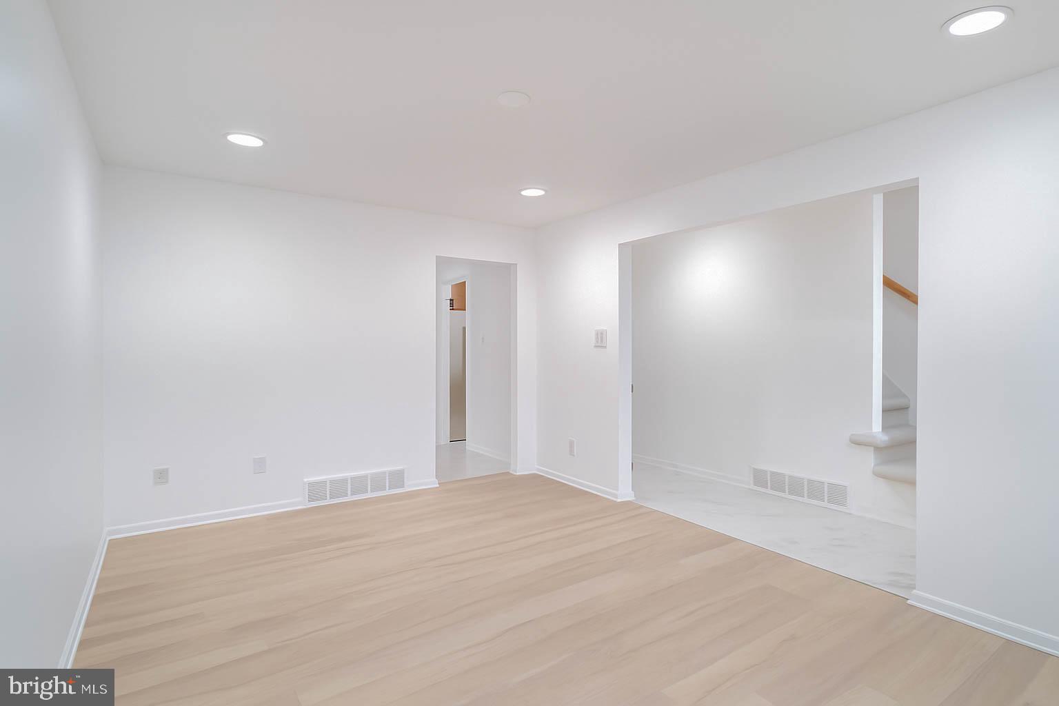 125 North Shore Road Marmora, NJ 08223 - Photo 9 of 27 a view of hallway
