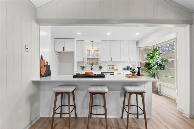 $325,000 | 17813 East 26th Street South, Independence, MO 64057