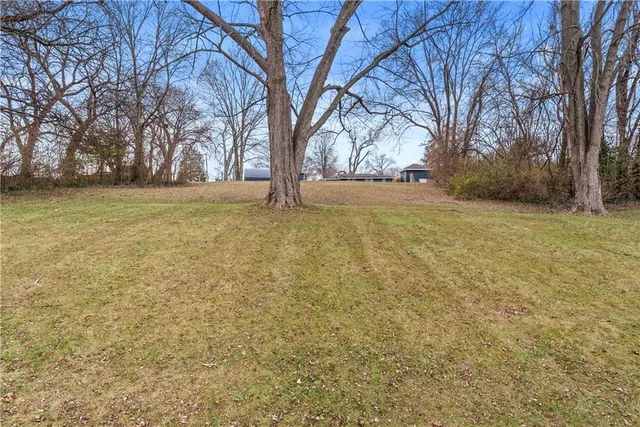 $325,000 | 17813 East 26th Street South, Independence, MO 64057