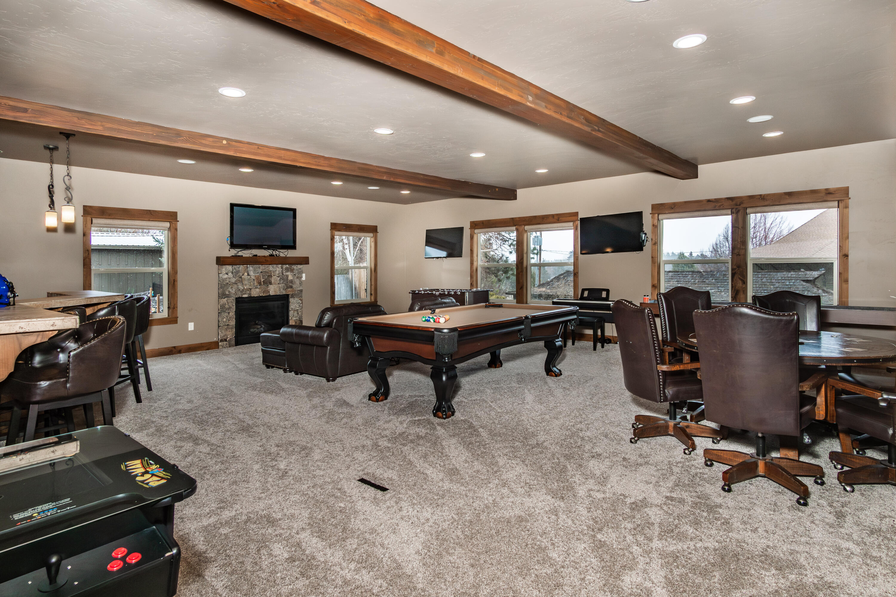 21240 Yeoman Road Bend, OR 97701 - Photo 14 of 50 14 21240 Yeoman Rd, Bend-65