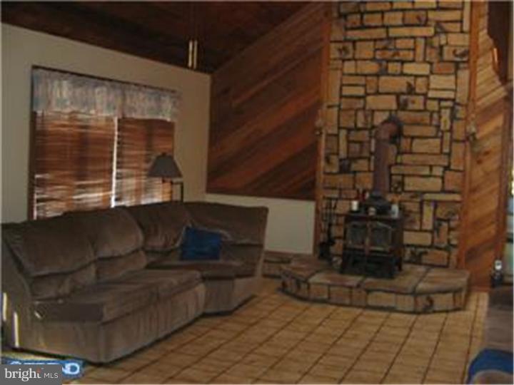 49 Hopkins Road New Egypt, NJ 08533 - Photo 8 of 25 Gallery Image 8