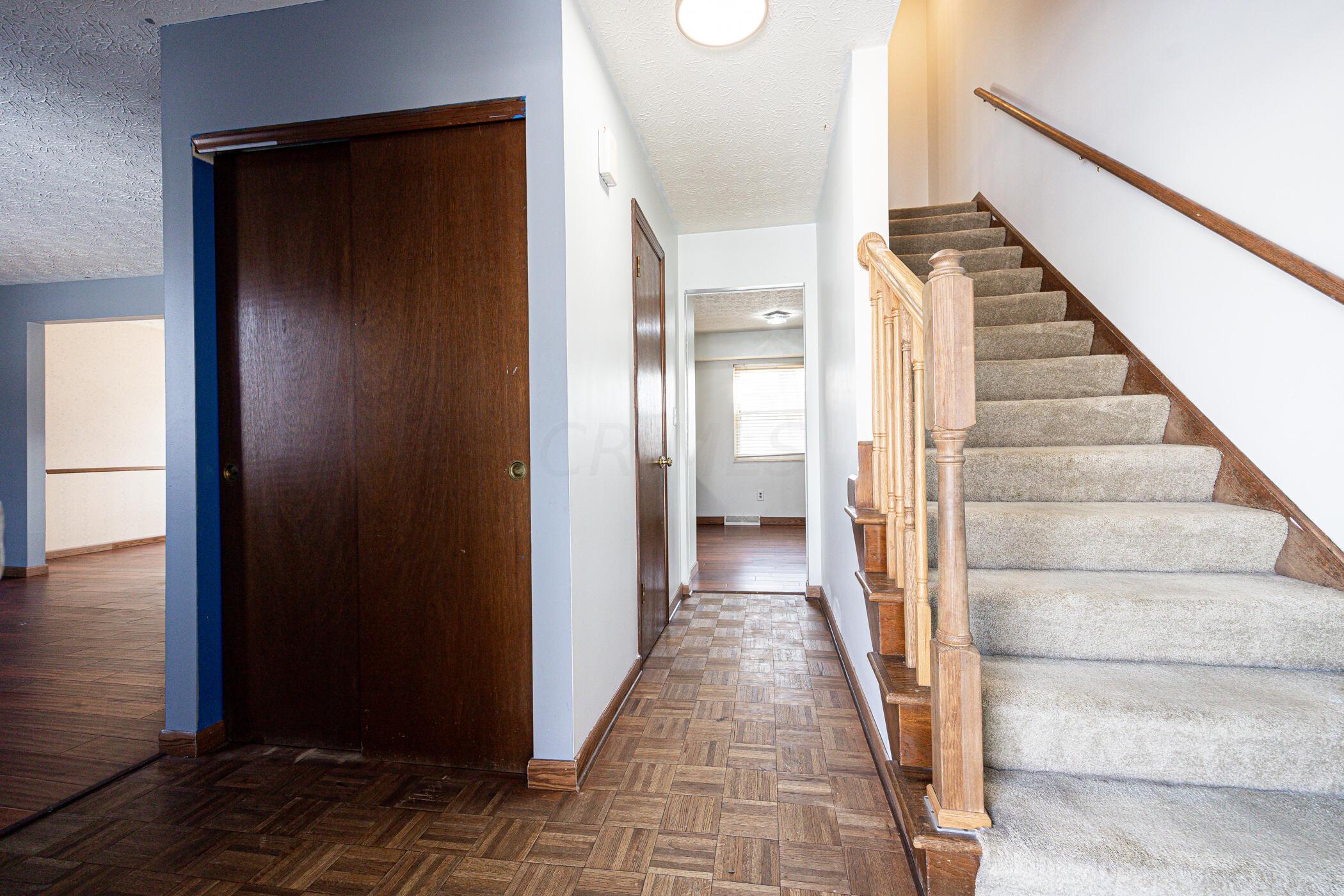 5436 Aspen Road Columbus, OH 43229 - Photo 30 of 70 5436 Aspen Rd 030