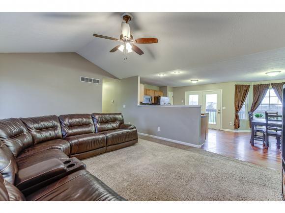 1075 Cox Road West Harrison, IN 47060 - Photo 4 of 27 Gallery Image 4