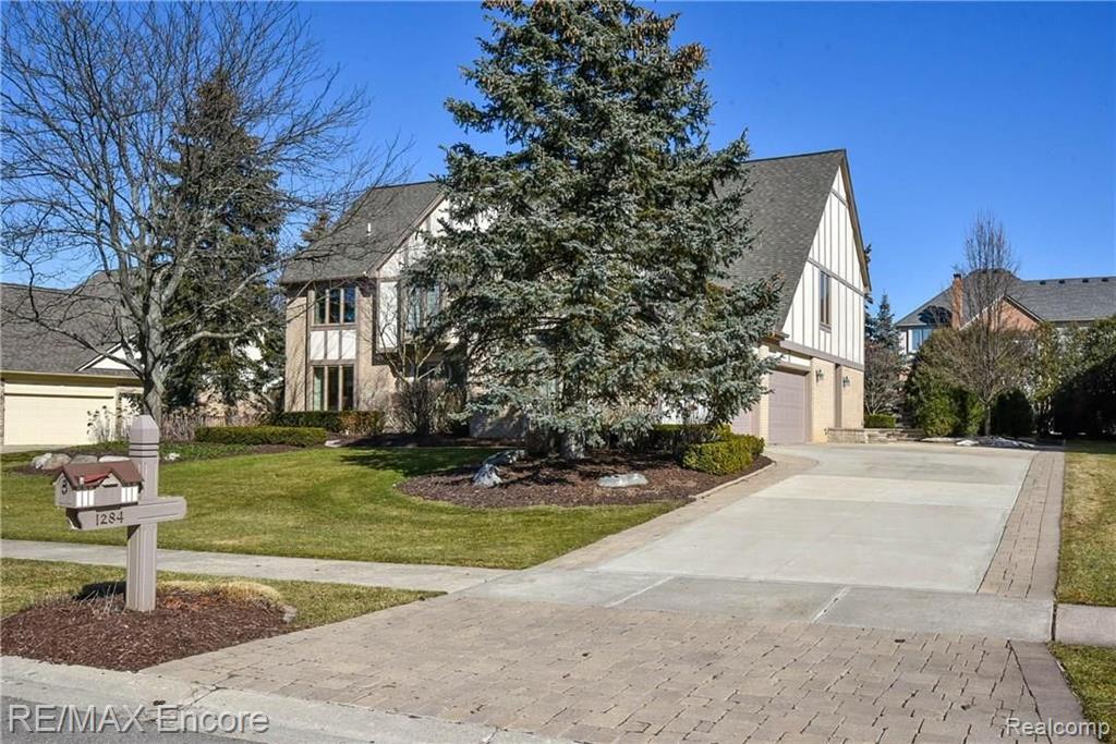 1284 Pebble Pointe Drive Rochester, MI 48307 - Photo 2 of 85