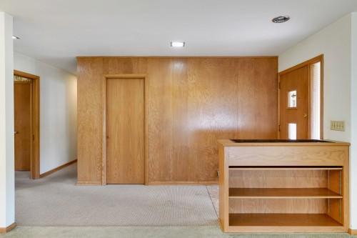 1813 Spring Valley Road Golden Valley, MN 55422 - Photo 11 of 28 Gallery Image 11