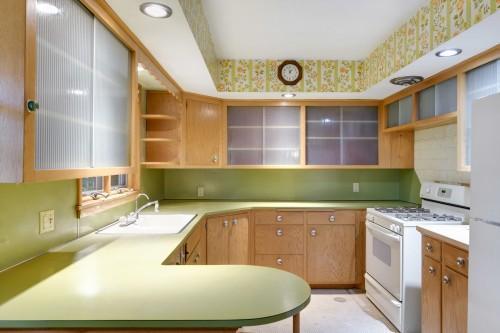 1813 Spring Valley Road Golden Valley, MN 55422 - Photo 12 of 28 Gallery Image 12