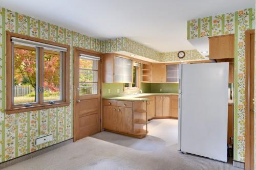 1813 Spring Valley Road Golden Valley, MN 55422 - Photo 14 of 28 Gallery Image 14