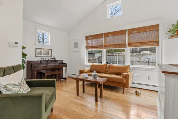 $699,000 | 40 Kenilworth Street, Portland, ME 04102