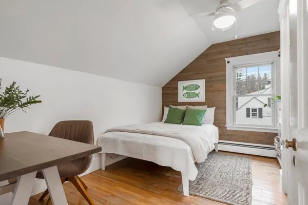 $699,000 | 40 Kenilworth Street, Portland, ME 04102