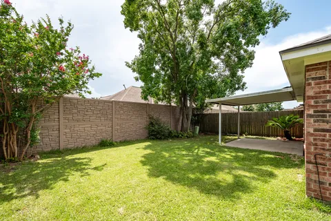 $230,000 | 4705 Meadowood Drive, Baytown, TX 77521