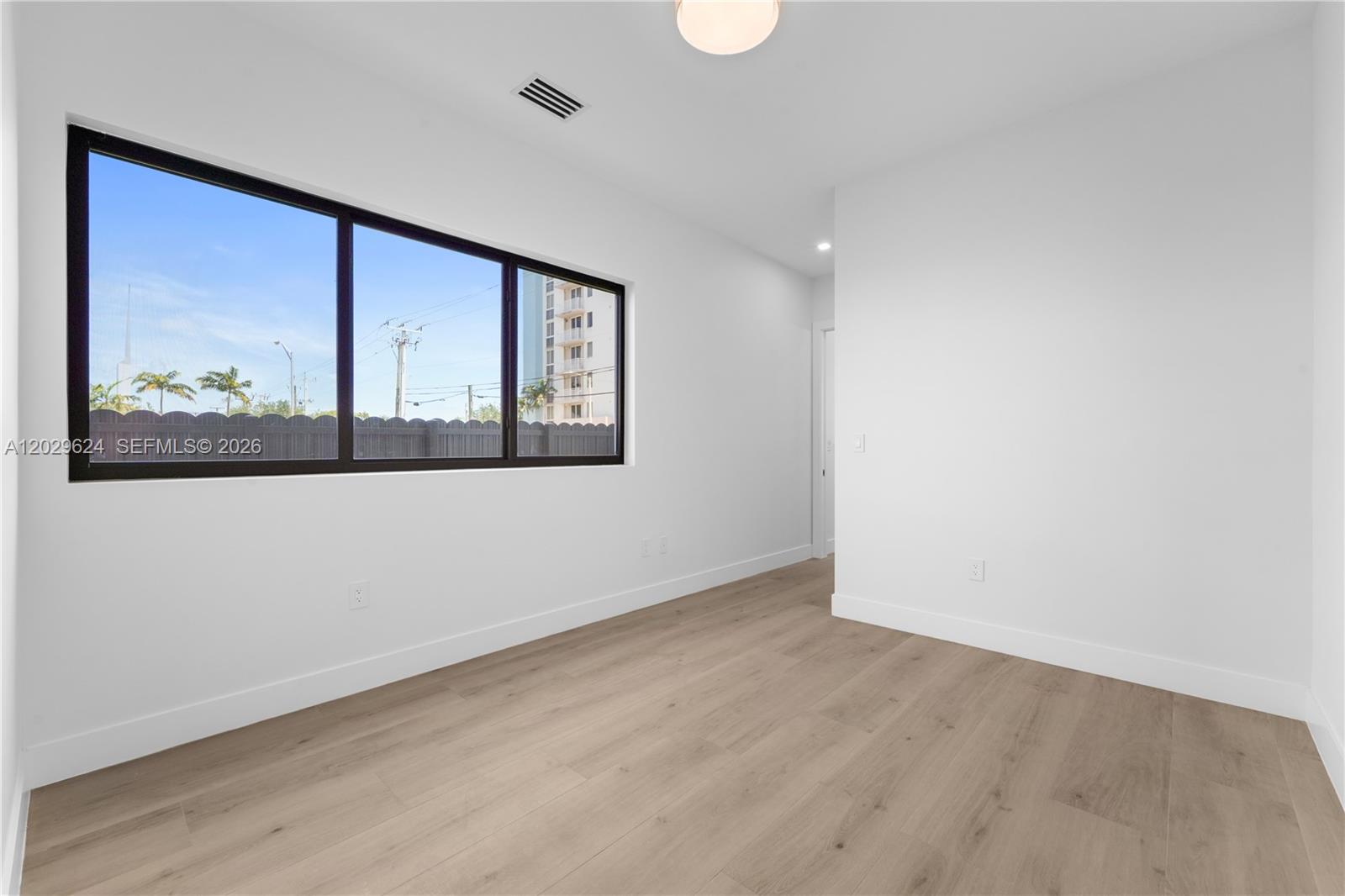 2735 Southwest 23rd Terrace Miami, FL 33145 - Photo 17 of 54