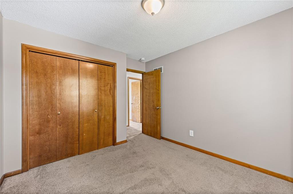 1904 Quail Ridge Drive Liberty, MO 64068 - Photo 18 of 33