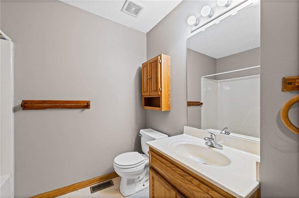 1904 Quail Ridge Drive Liberty, MO 64068 - Photo 23 of 33