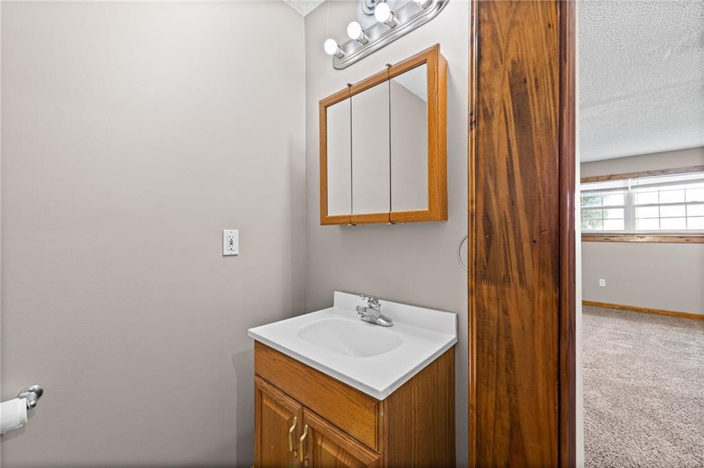 1904 Quail Ridge Drive Liberty, MO 64068 - Photo 26 of 33