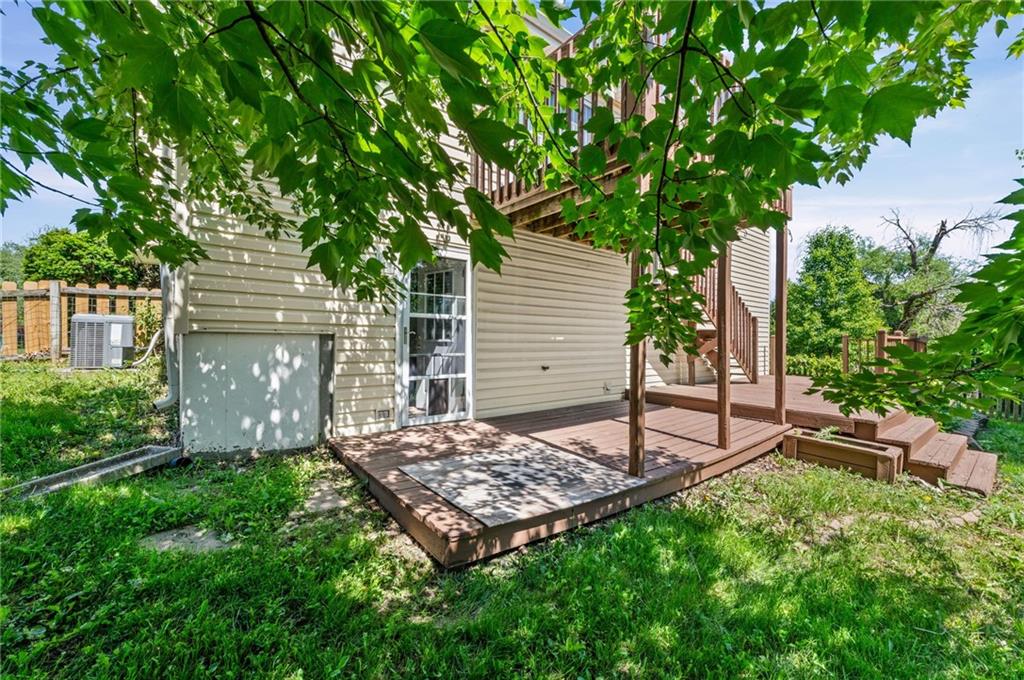 1904 Quail Ridge Drive Liberty, MO 64068 - Photo 31 of 33