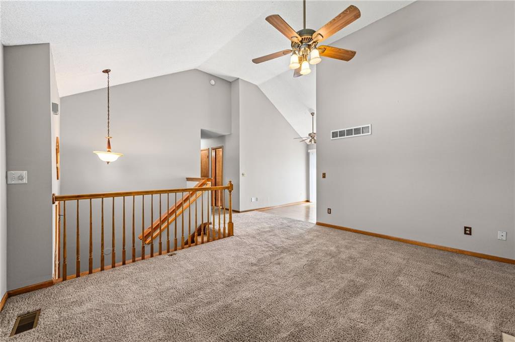 1904 Quail Ridge Drive Liberty, MO 64068 - Photo 10 of 33