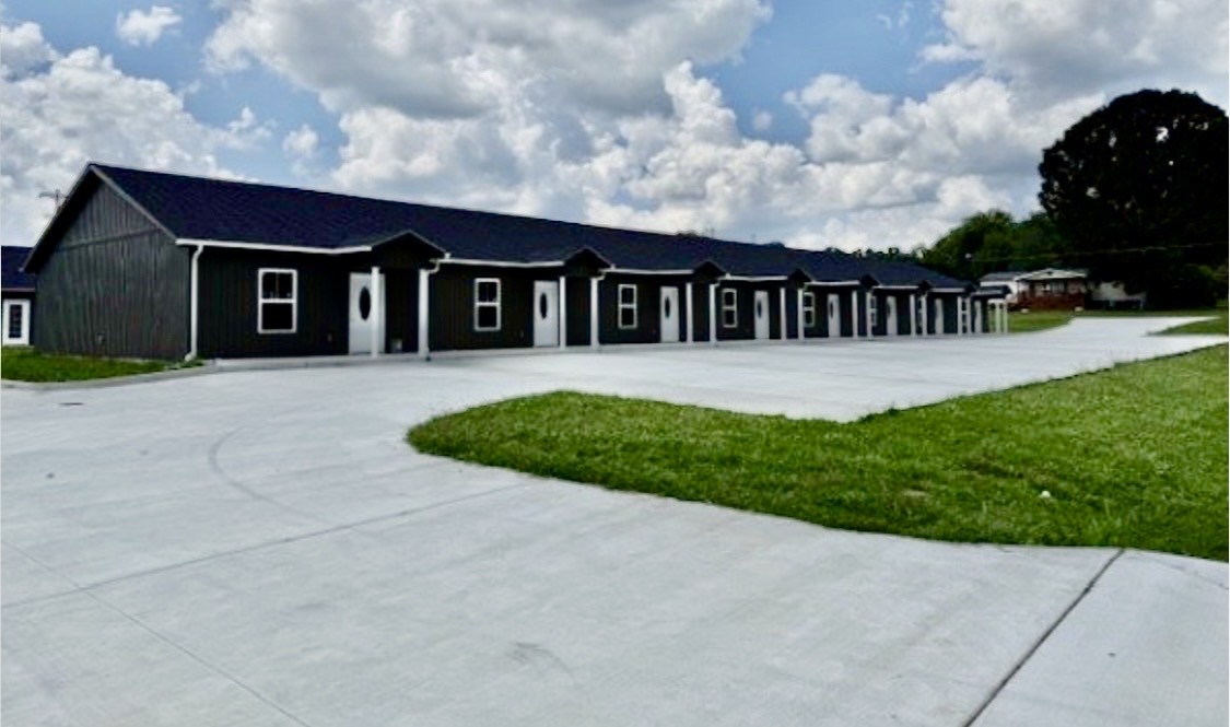 116 Looney Street, Unit 1 Cowan, TN 37318 - Photo 2 of 10