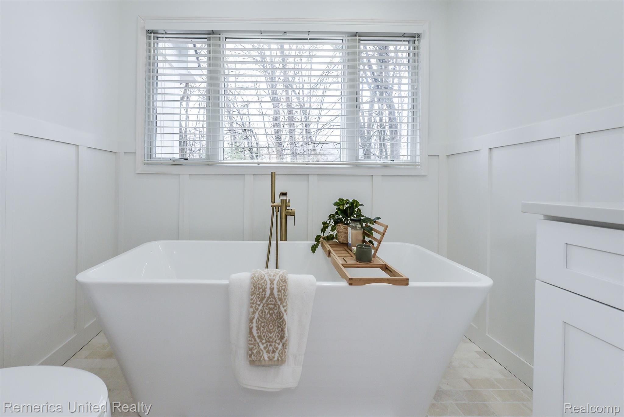 11536 Ridge Road South Lyon, MI 48178 - Photo 30 of 58 Gallery Image 30