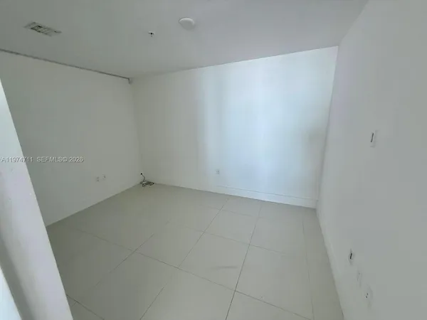 $4,500 | 244 Biscayne Boulevard, Unit 3403, Miami, FL 33132