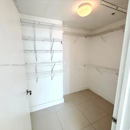 $4,500 | 244 Biscayne Boulevard, Unit 3403, Miami, FL 33132