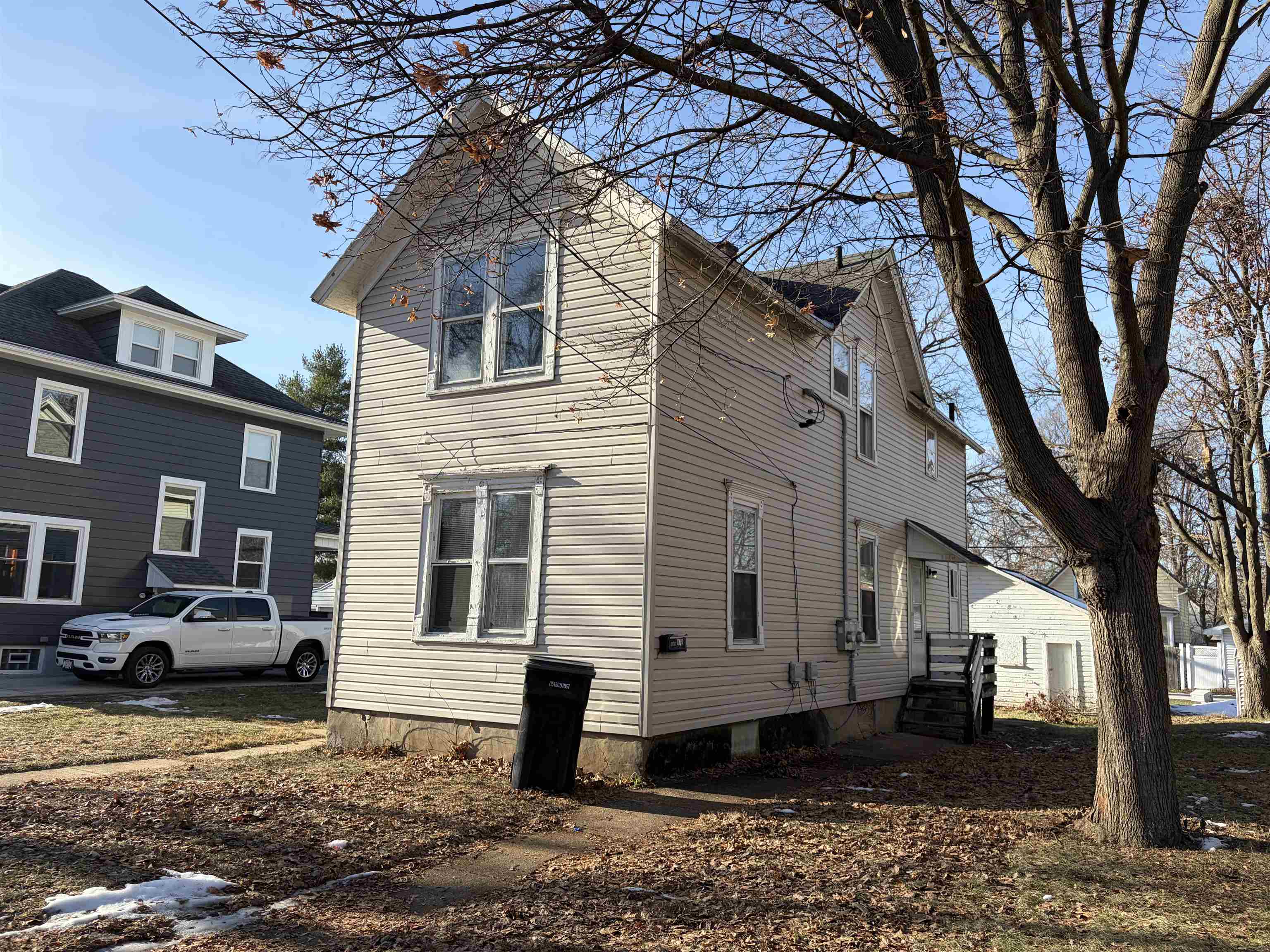 848 8th Street Beloit, WI 53511 - Photo 2 of 21