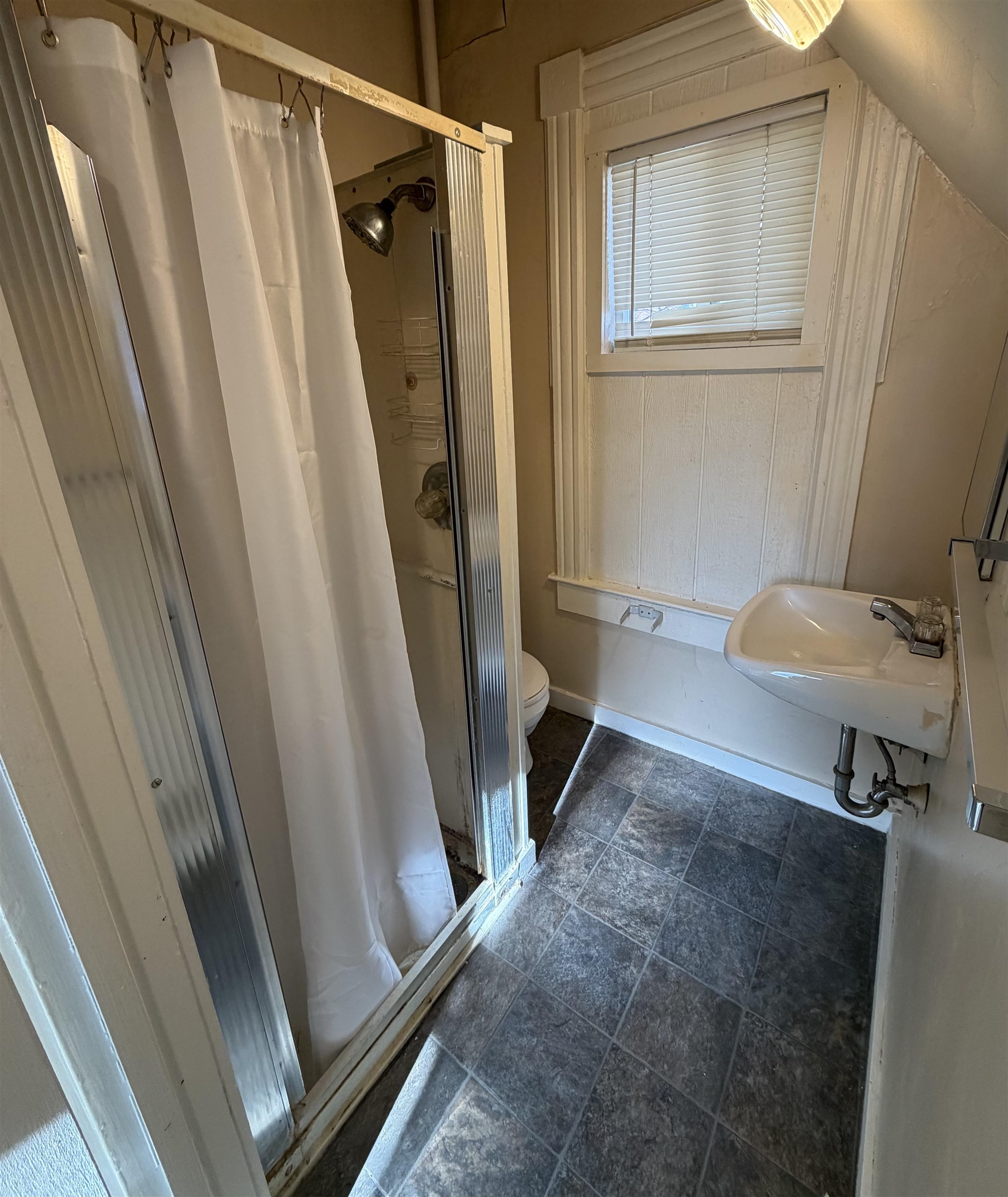 848 8th Street Beloit, WI 53511 - Photo 9 of 21