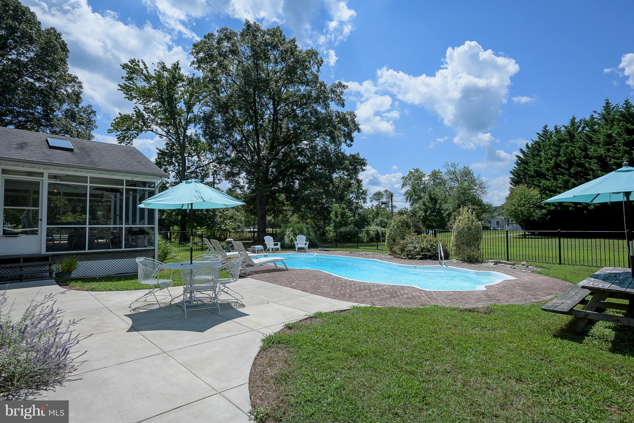 1315 Mayo Road Edgewater, MD 21037 - Photo 24 of 30 Exterior (Rear)