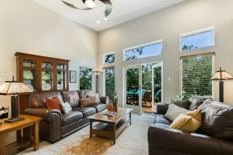 $1,095,000 | 5904 Spartan Cove, Austin, TX 78759