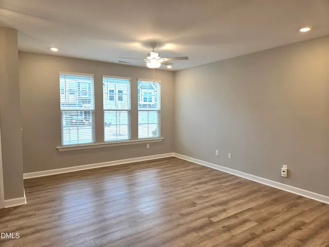 $1,894 | 262 Pansy Park, Clayton, NC 27520