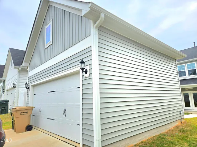 $1,894 | 262 Pansy Park, Clayton, NC 27520