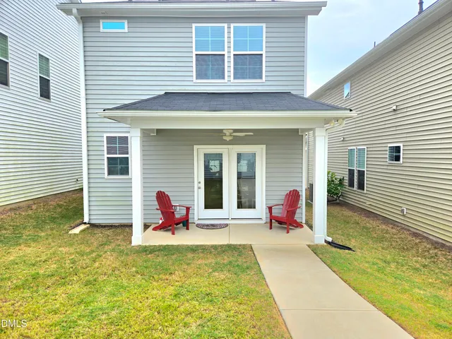 $1,894 | 262 Pansy Park, Clayton, NC 27520