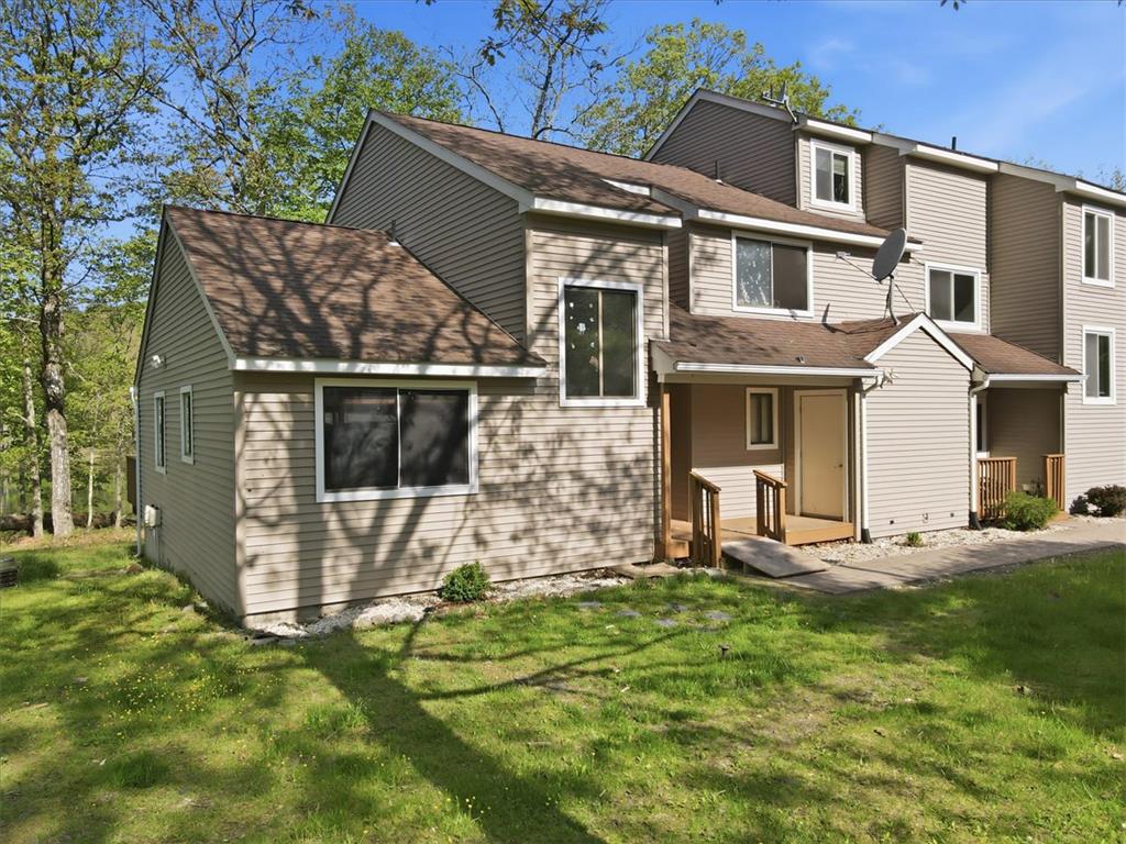 3301 Windermere Drive Bushkill, PA 18324 - Photo 1 of 93