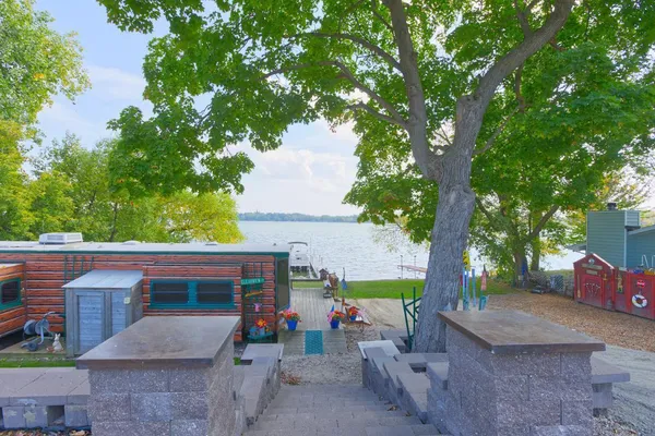 $314,900 | 1701 North Shore Drive, Waverly, MN 55390