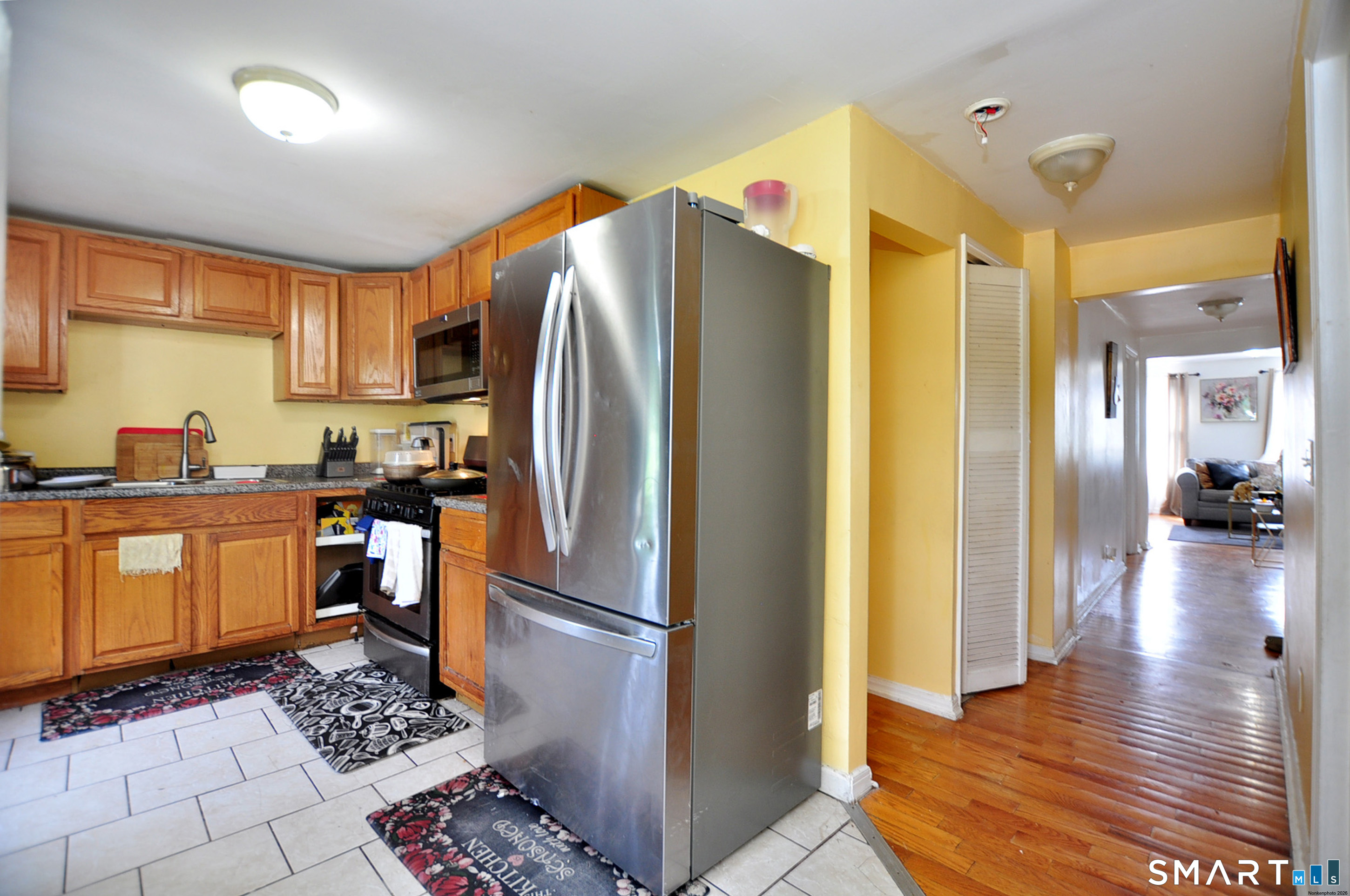 82 Spring Street Meriden, CT 06451 - Photo 37 of 40