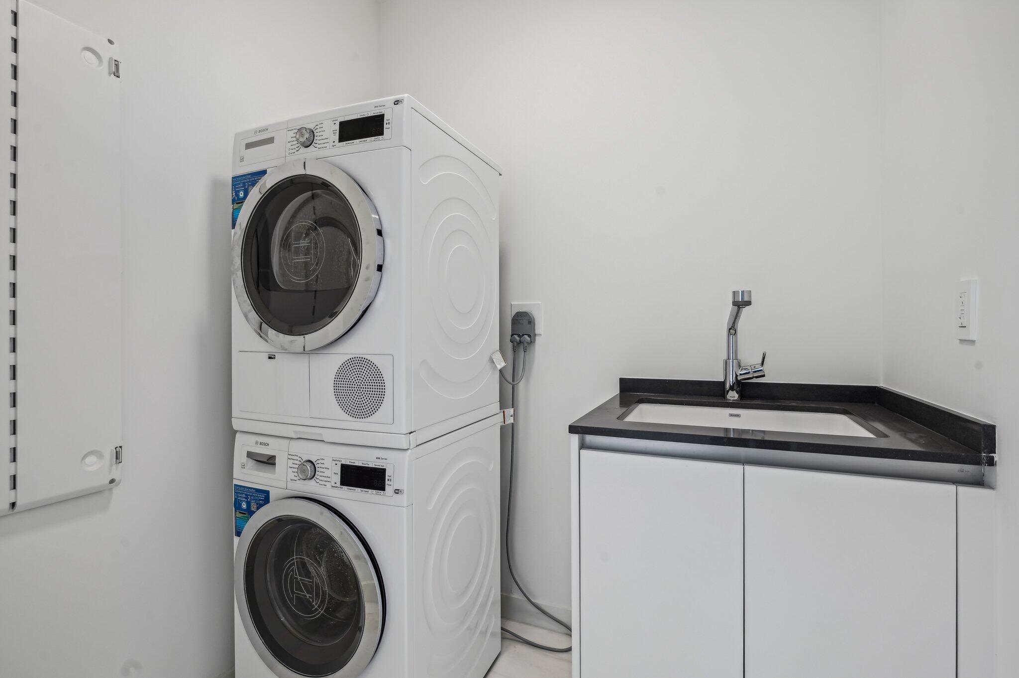 300 Biscayne Blvd Way, Unit 1907 Miami, FL 33131 - Photo 14 of 43 Biscayne Blvd Way 1907-013