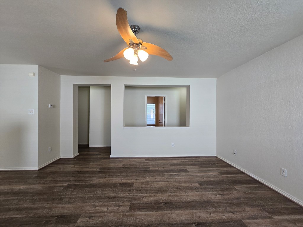 6527 Fairbrook Park Lane Spring, TX 77379 - Photo 10 of 17 a view of empty room with wooden floor