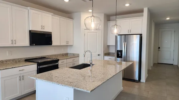 $2,350 | 7615 East Cozy Cottage Lane, San Tan Valley, AZ 85143