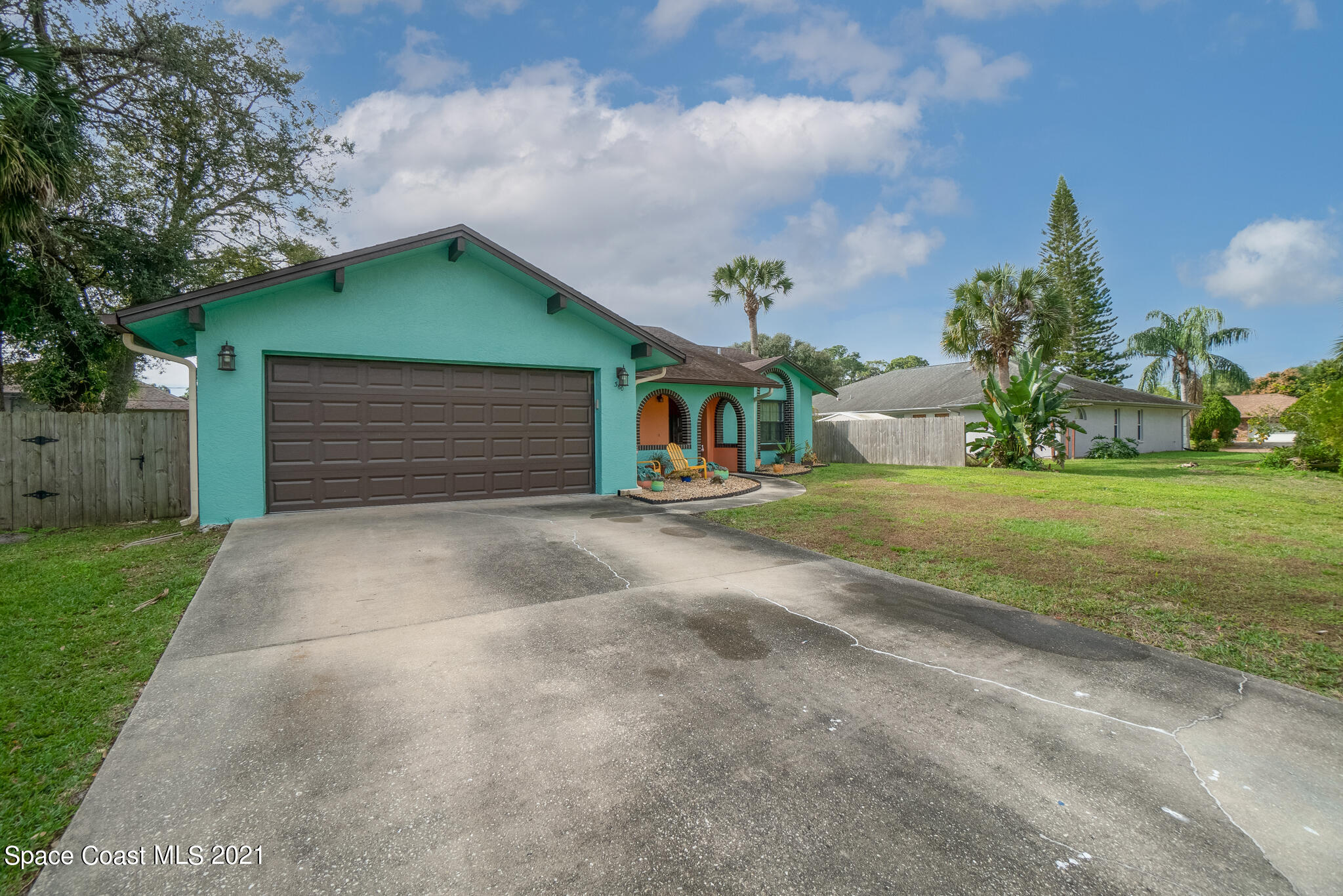 360 Abello Road Southeast Palm Bay, FL 32909 - Photo 5 of 39 360 Abello Rd. SE, Palm Bay, FL 32909-9