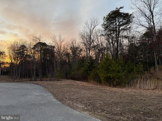 $159,900 | 40624 Breton Oaks Lane, Leonardtown, MD 20650