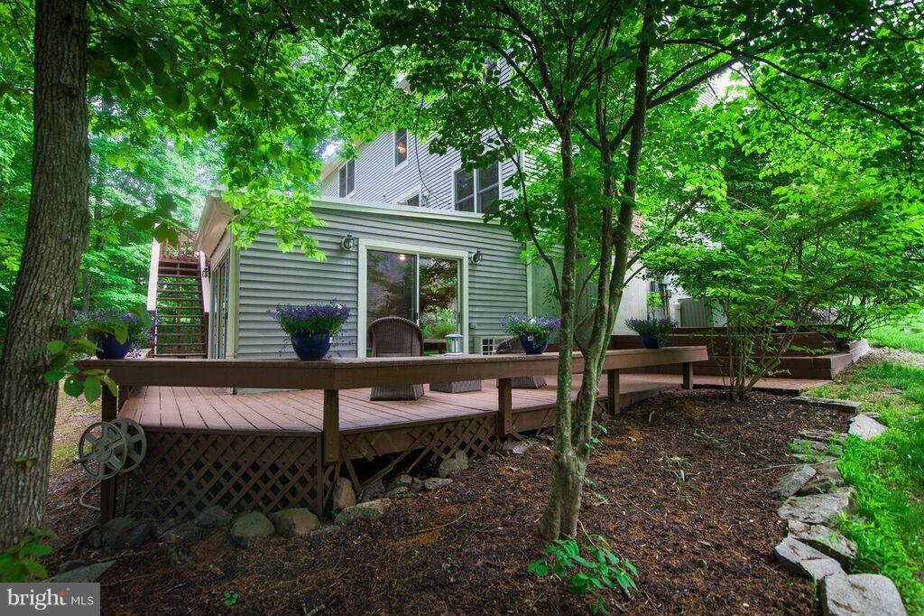 11644 Deer Forest Road Reston, VA 20194 - Photo 28 of 30 View of Private Deck Off Sun Room.