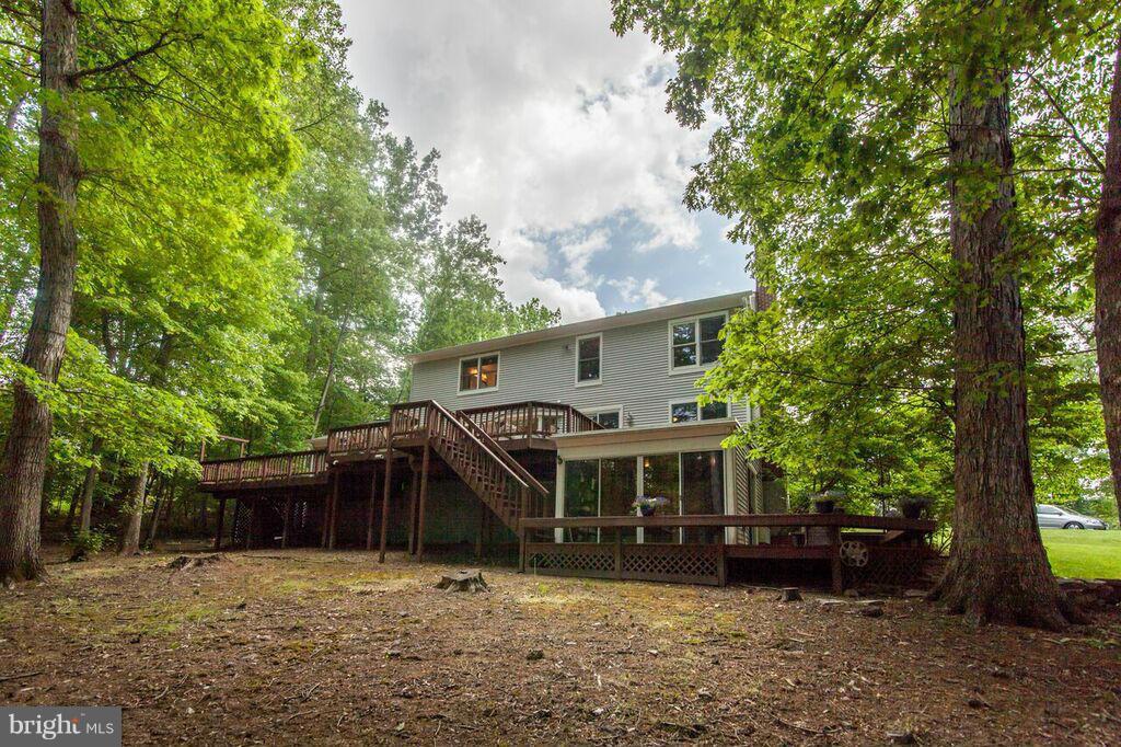 11644 Deer Forest Road Reston, VA 20194 - Photo 30 of 30 Rear View of Home with Expanded Decking