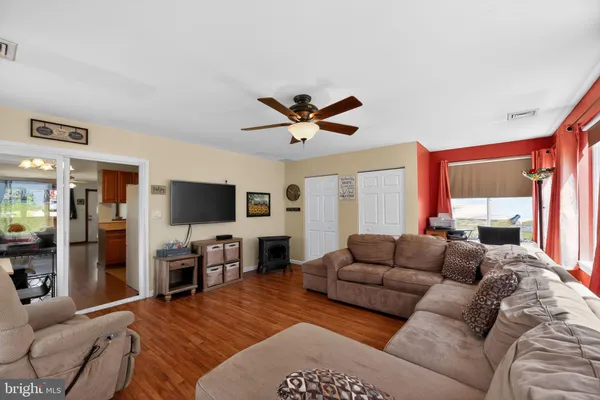$319,900 | 43 Kohomo Avenue, Sicklerville, NJ 08081